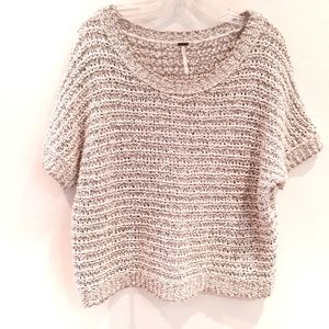 Free People |Tan & White knit short sleeve sweater